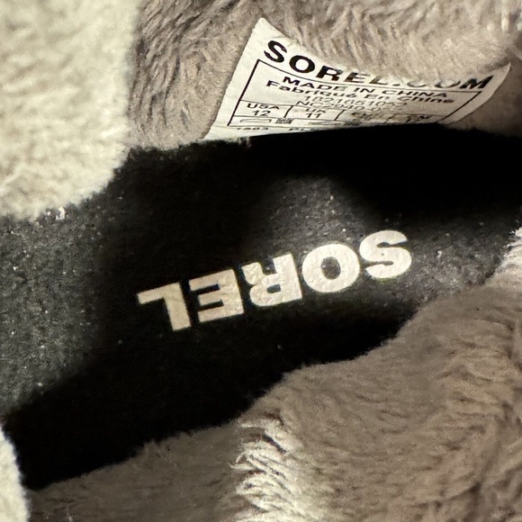 SOREL Whitney II Strap Waterproof Boots Size 12 Gray Pink Winter Faux Fur Lining - Picture 10 of 12